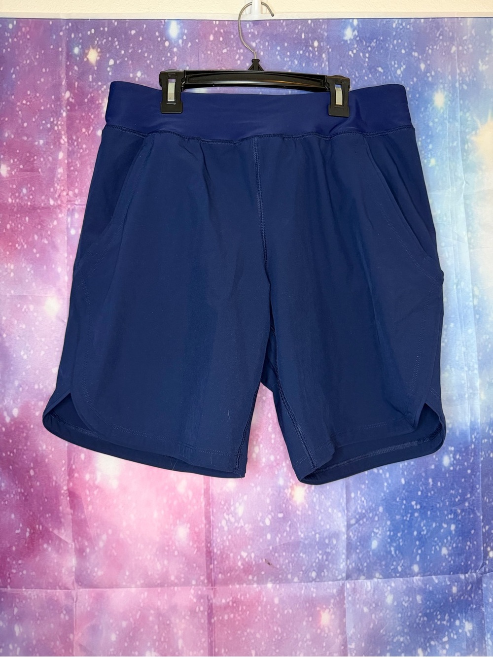 Woman’s lands end active shorts